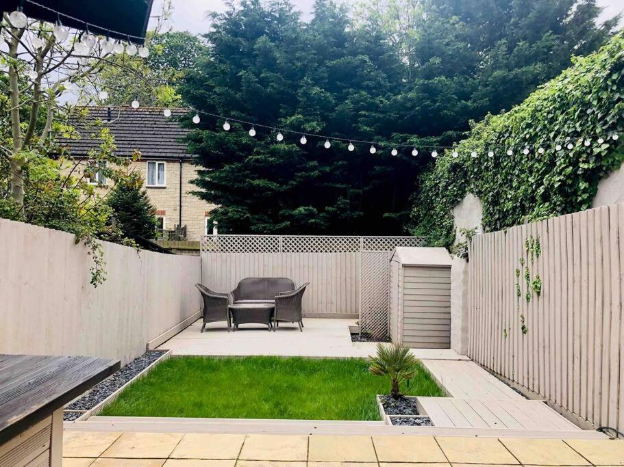 The Villas, Newly Refurbished Modern Home - Free Parking, Prime, Netflix Buckingham Exteriör bild
